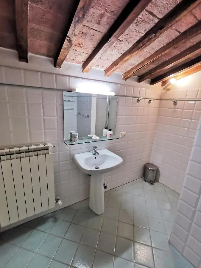 Bandini 35 - Centrale Con Ascensore Siena Apartman